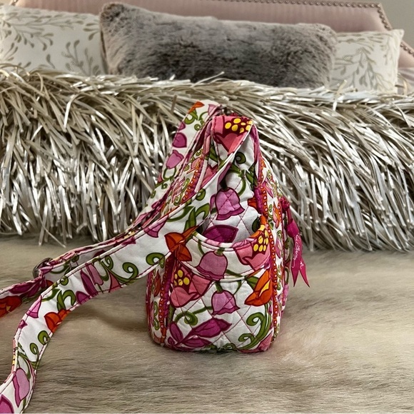 VERA BRADLEY Lilli Bell On The Go Crossbody Pink Green White Tulip Floral 2013 - Picture 9 of 16